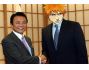 Japonya’ya Çizgi Roman Sever  Bir Başbakan! 